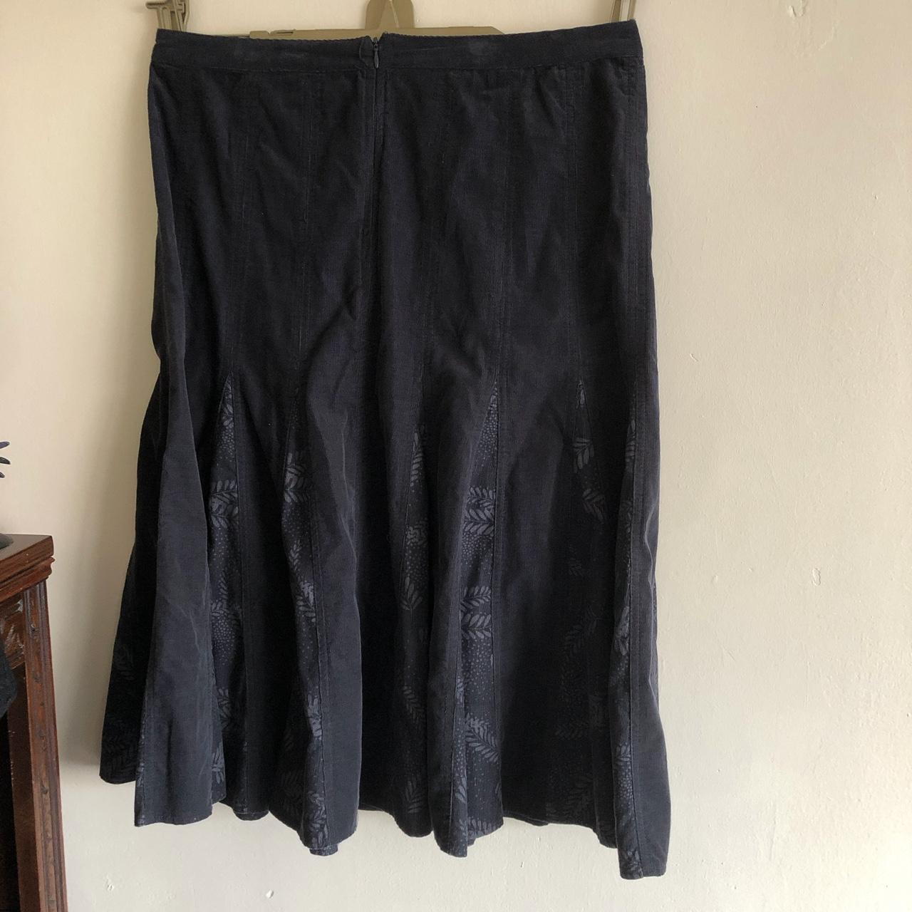 Debenhams Women's Grey and Black Skirt Depop