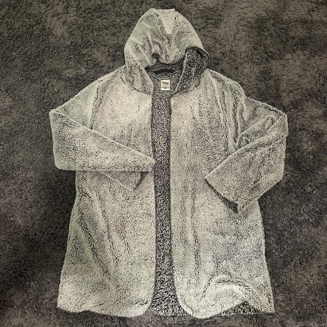 item listed by sydneyataylor