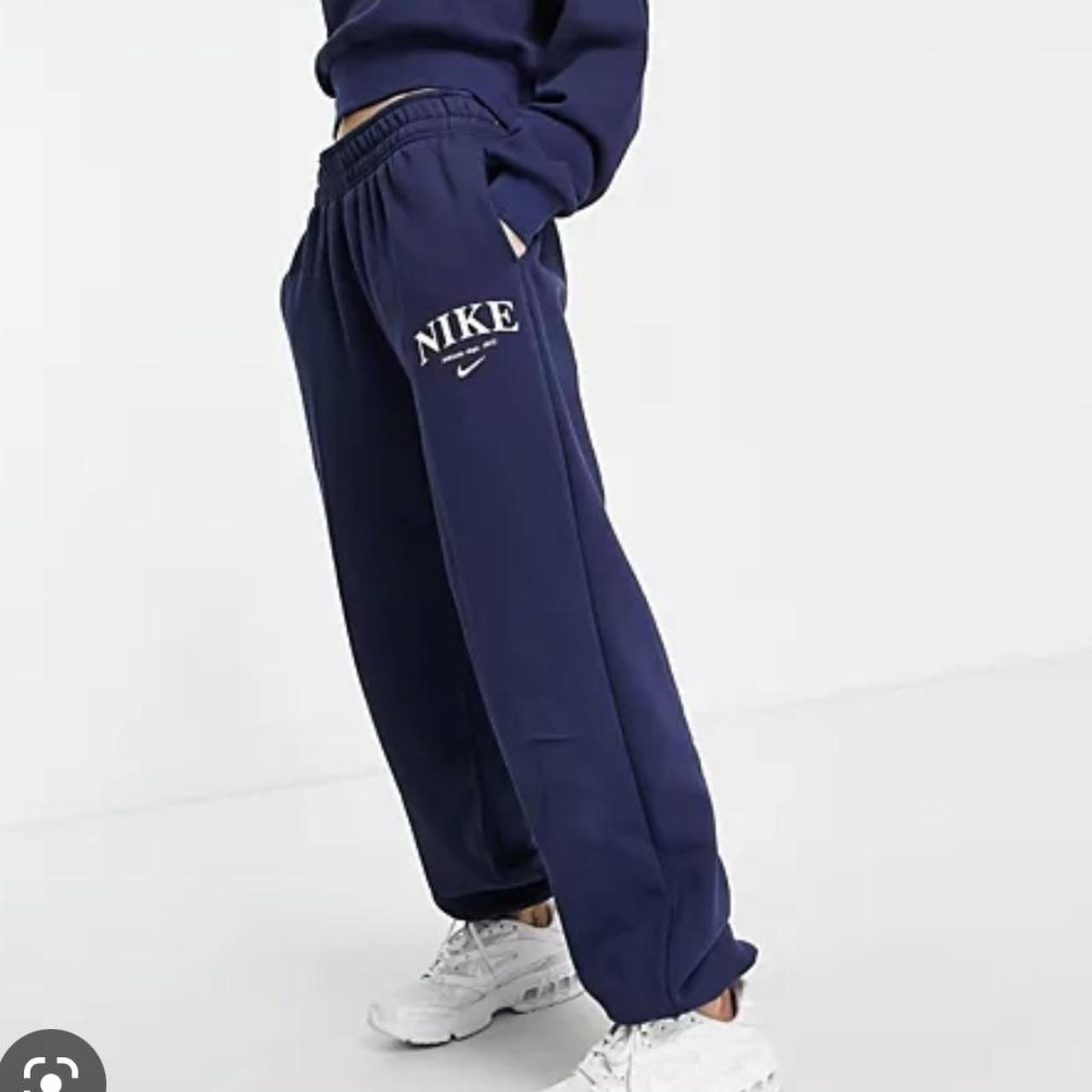 women's nike navy blue track pants