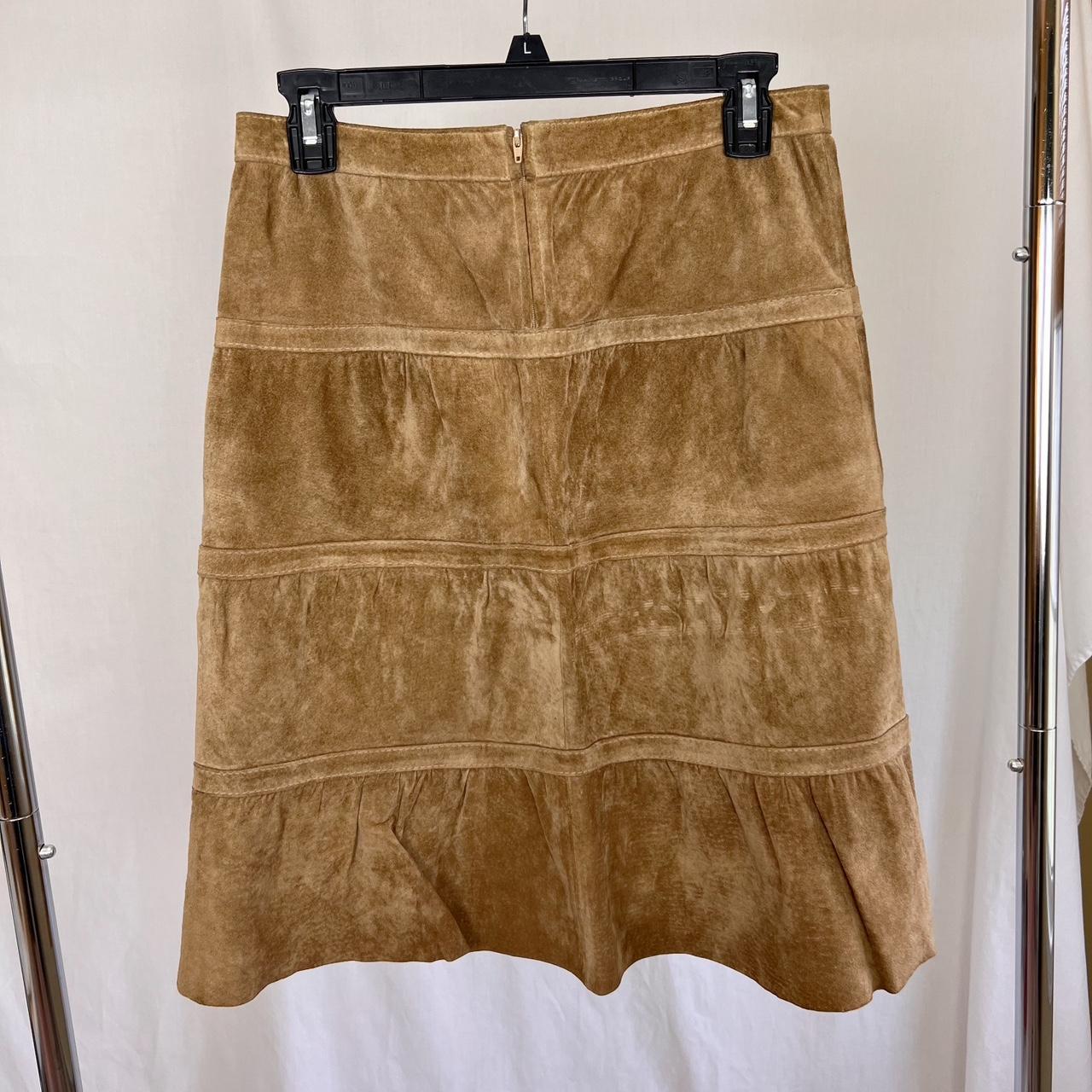 American Vintage Women's Tan Skirt | Depop