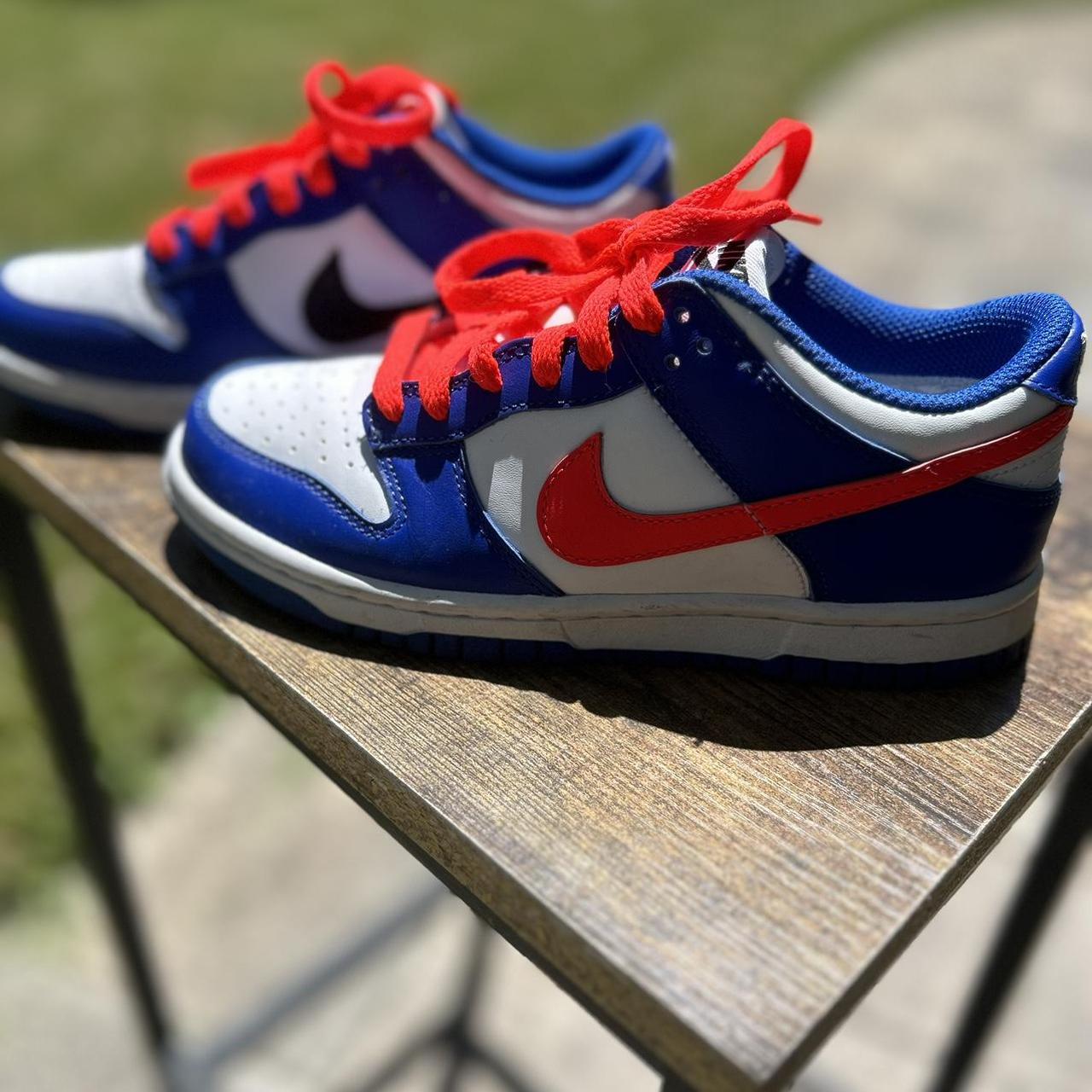 white bright crimson dunks