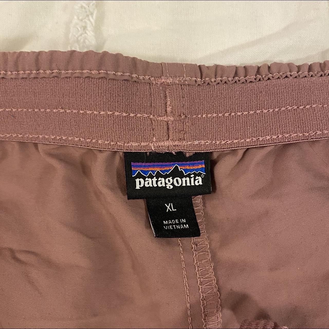 women’s patagonia baggies in evening mauve (5”... - Depop