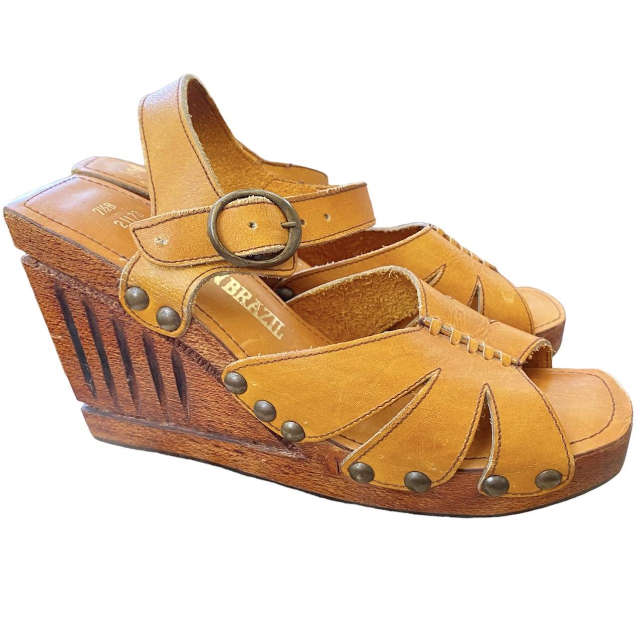 70s T-Strap Wood Leather Platform Sandals 8 – OMNIA