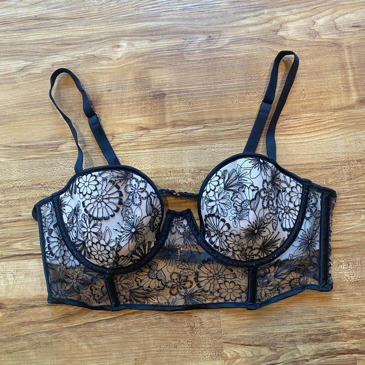 item listed by nohasslevintage
