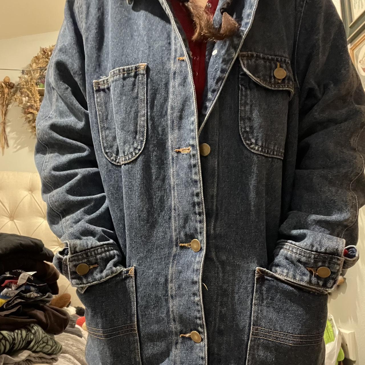 super cute denim jacket. goes to about my waist