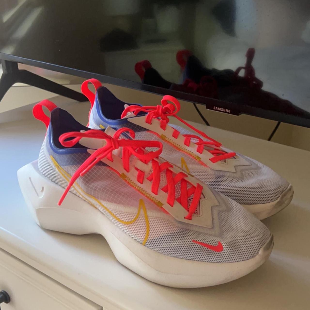 vista lite nike trainers