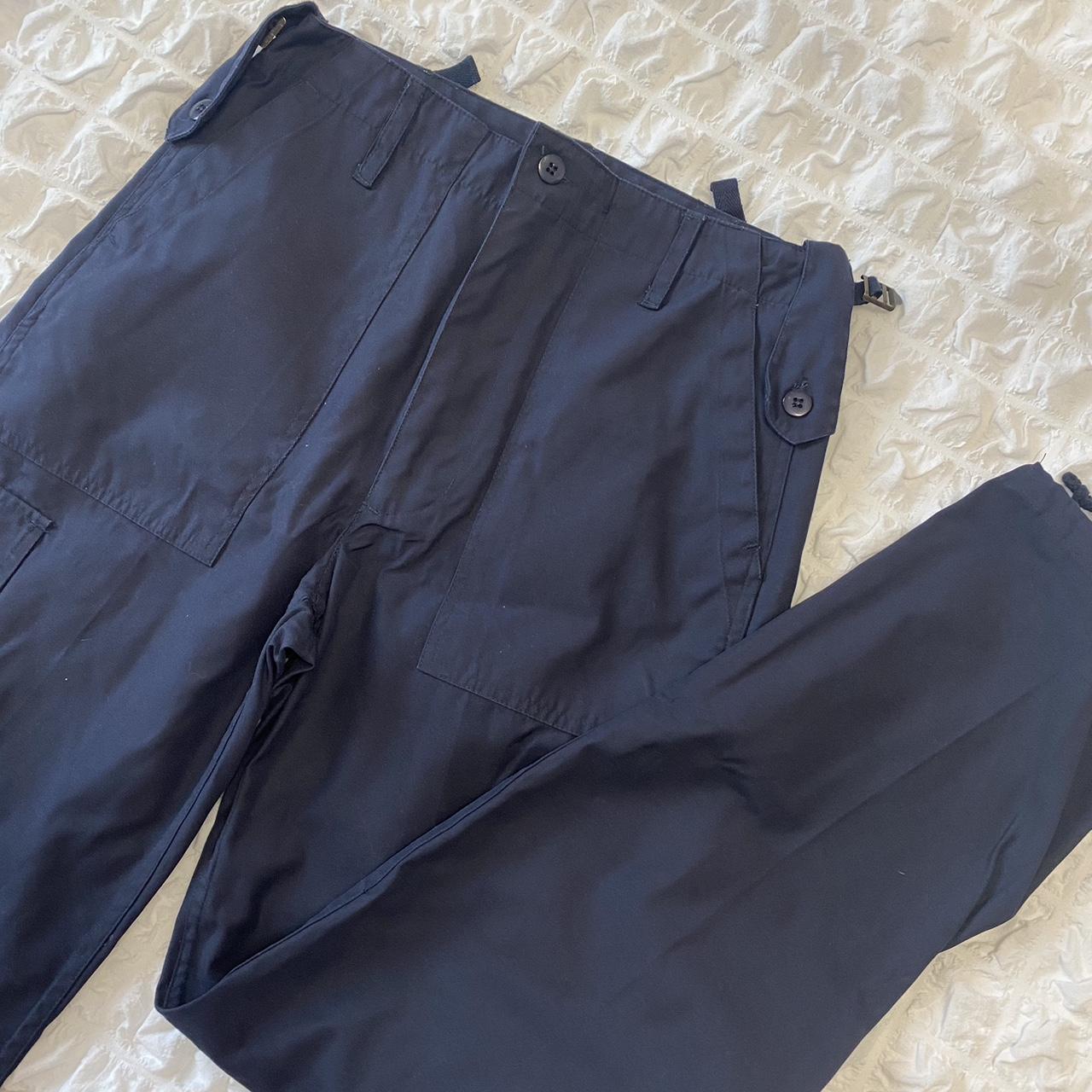 Urban outfitters Navy Cargos Size -W30 Worn a... - Depop