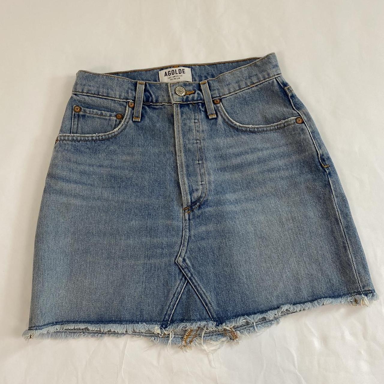 AGOLDE jean skirt Super cute style great basic to Depop