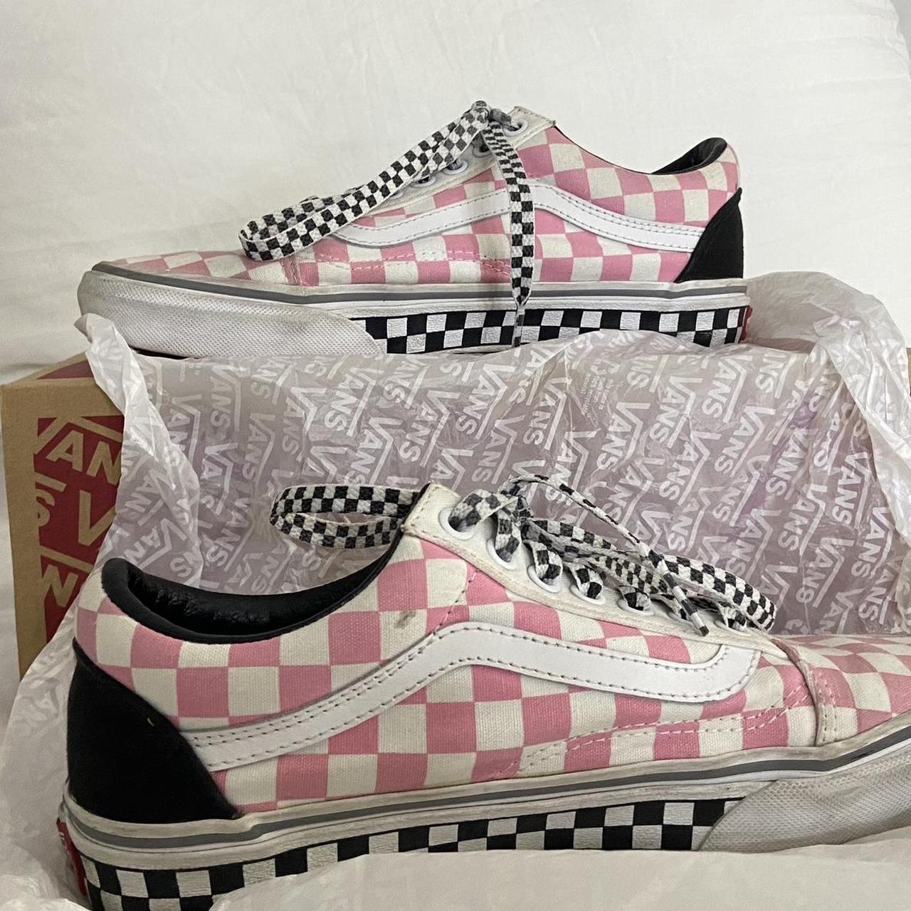 High top clearance pink checkered vans