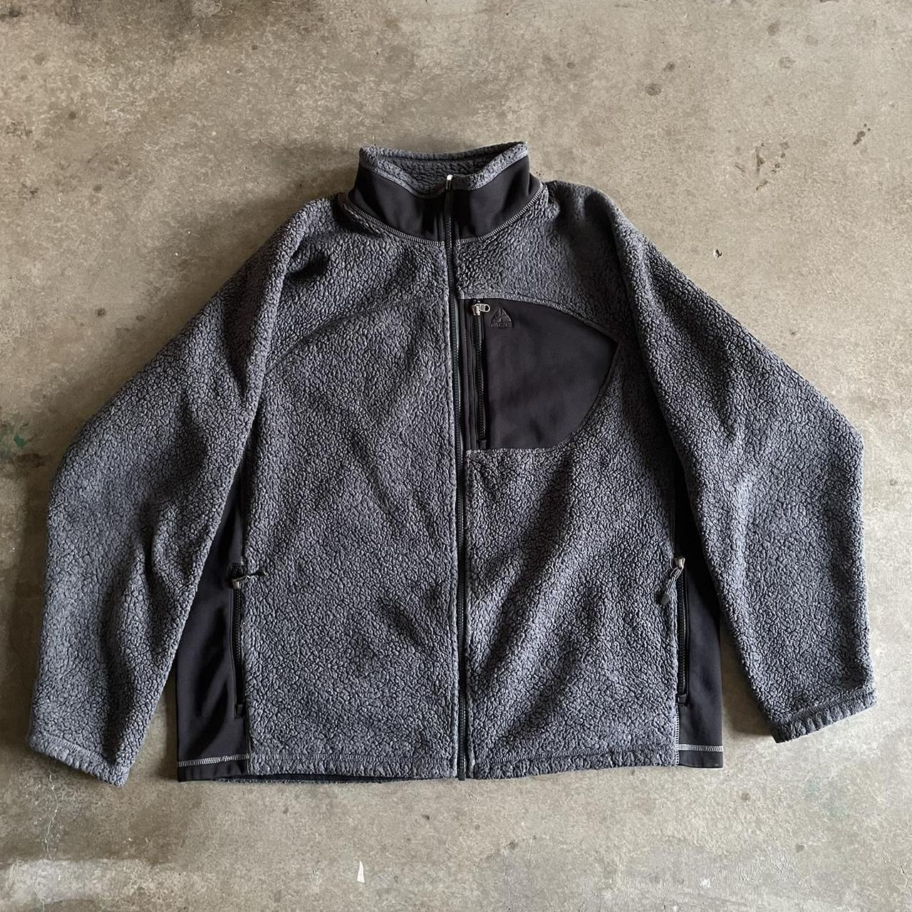 Nike acg shops rips jacket