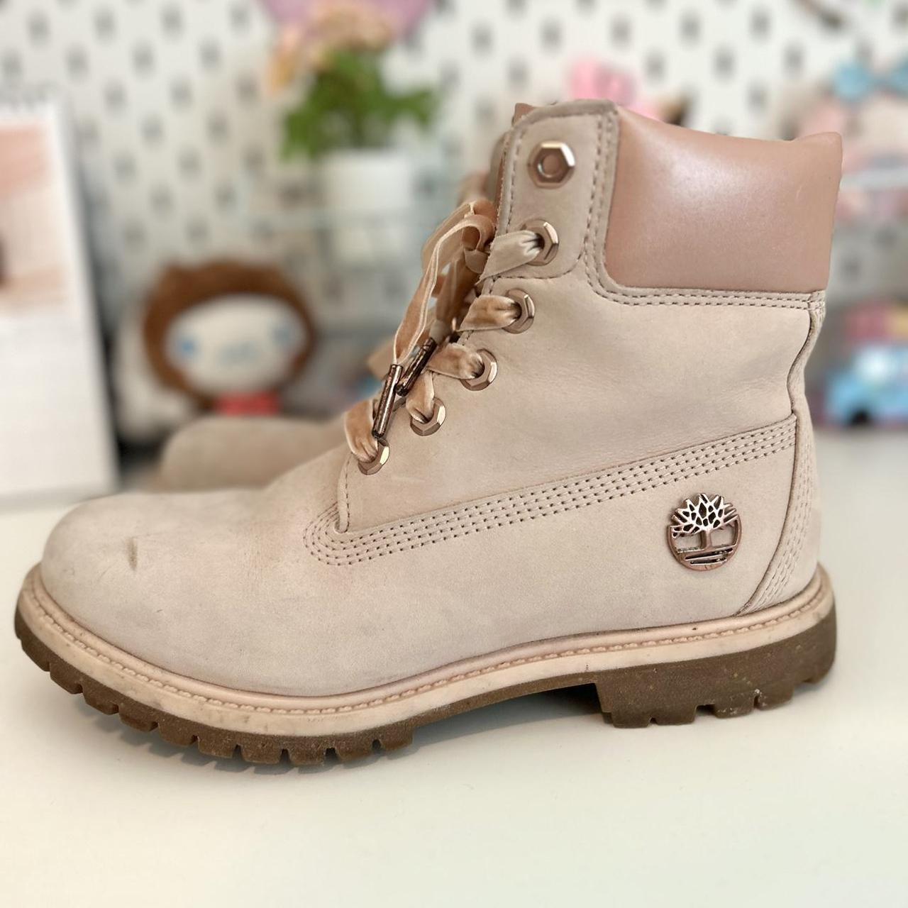 Rose gold clearance womens timberlands