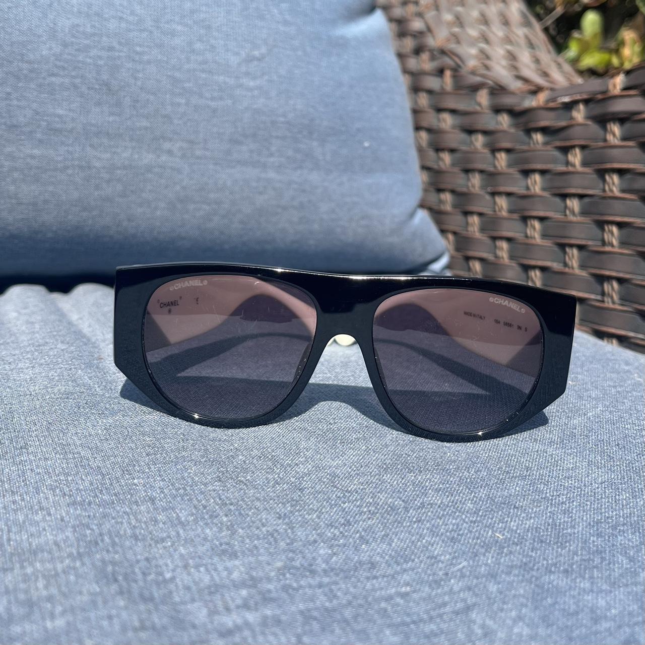 Chanel pilot sunglasses ss22 light wear minor - Depop