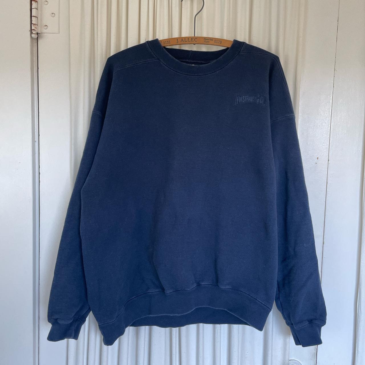 Levi's Men's Navy Jumper Depop