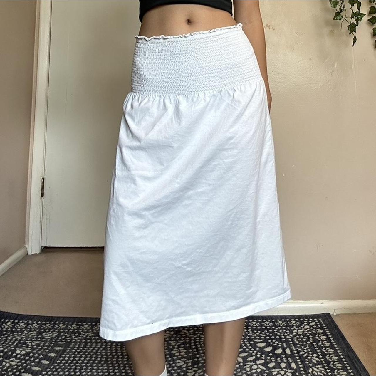 Old navy Skirt White skirt Size S - Depop