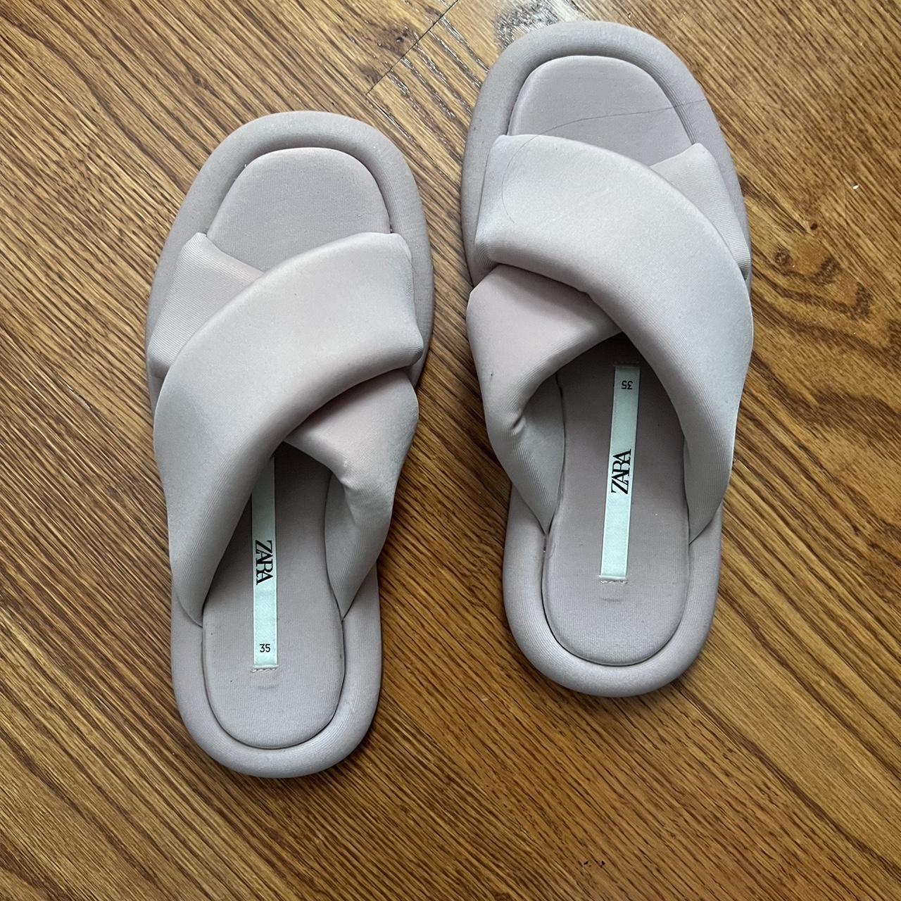 Zara best sale quilted slides