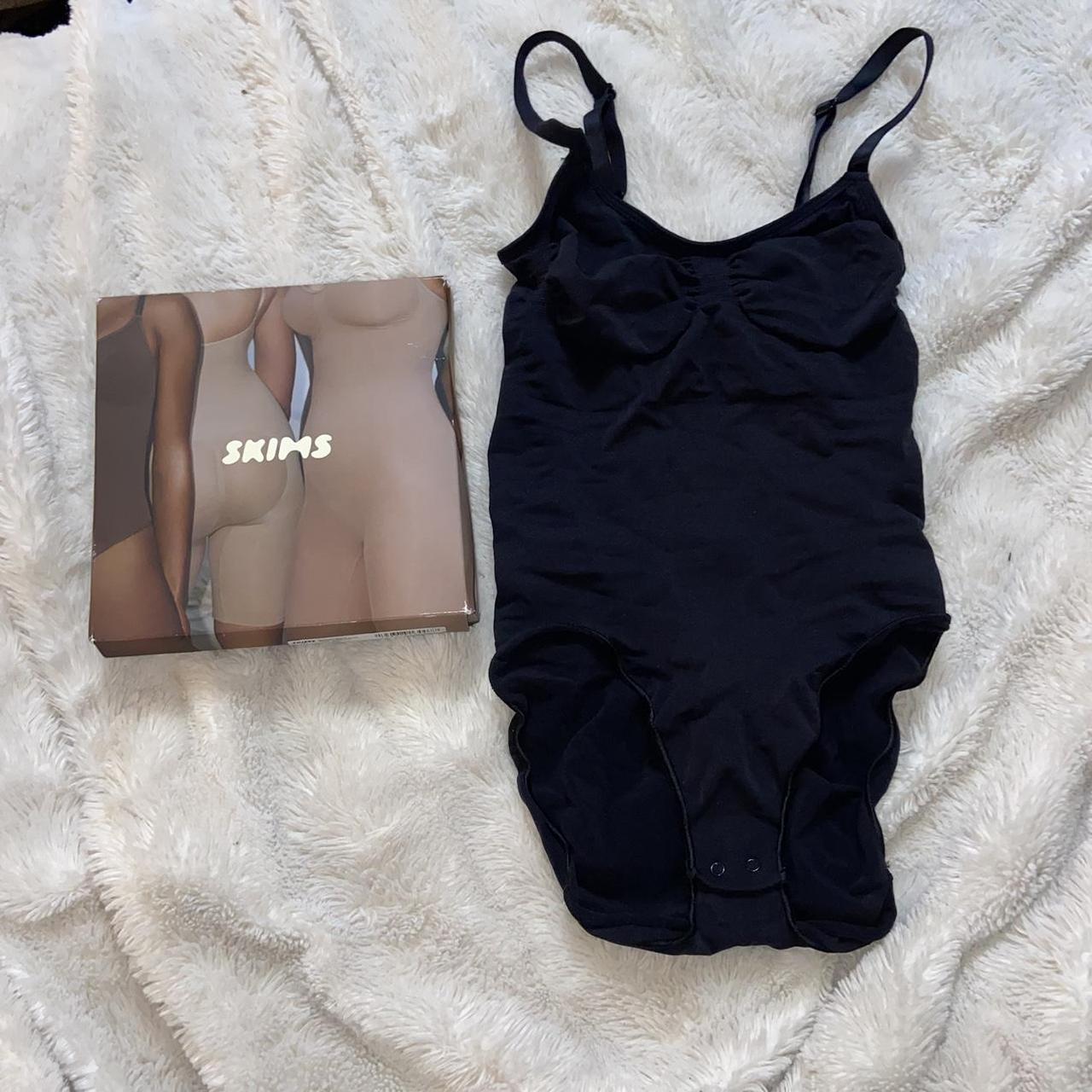 Skims Women's Black Shapewear Depop