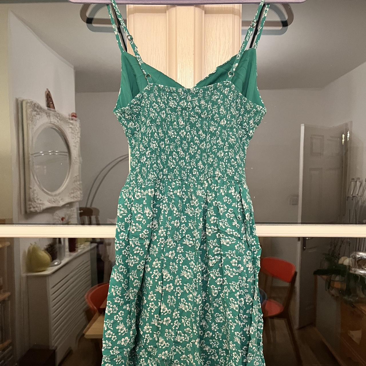 HOLLISTER GREEN FLORAL PLAYSUIT NEW WITH Depop