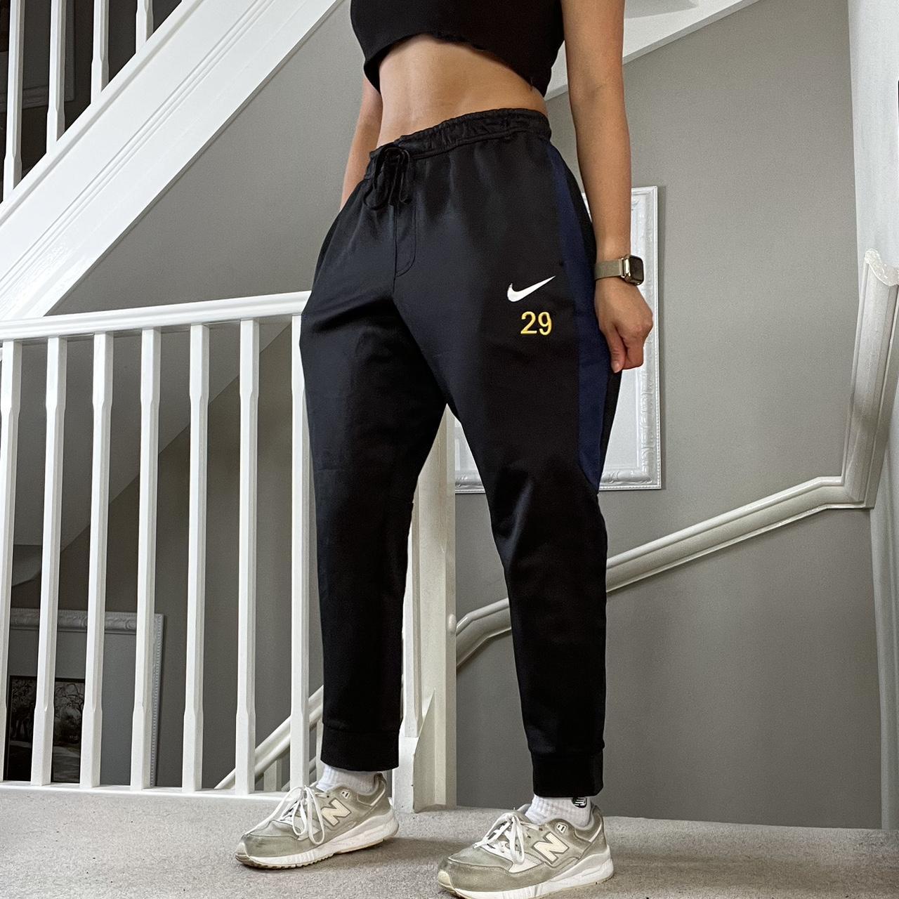 nike slim tapered joggers