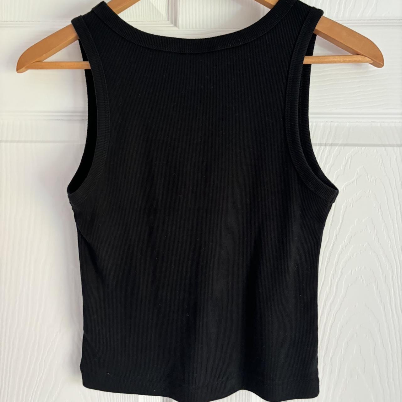 Universal Thread crop tank top. - worn a couple... - Depop