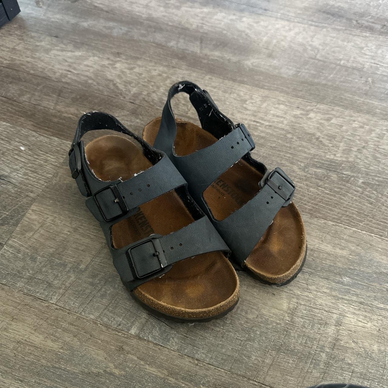 Birkenstocks Size 35 - Depop