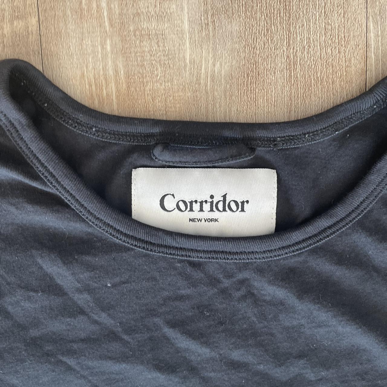 Corridor Men's Black T-shirt (2)