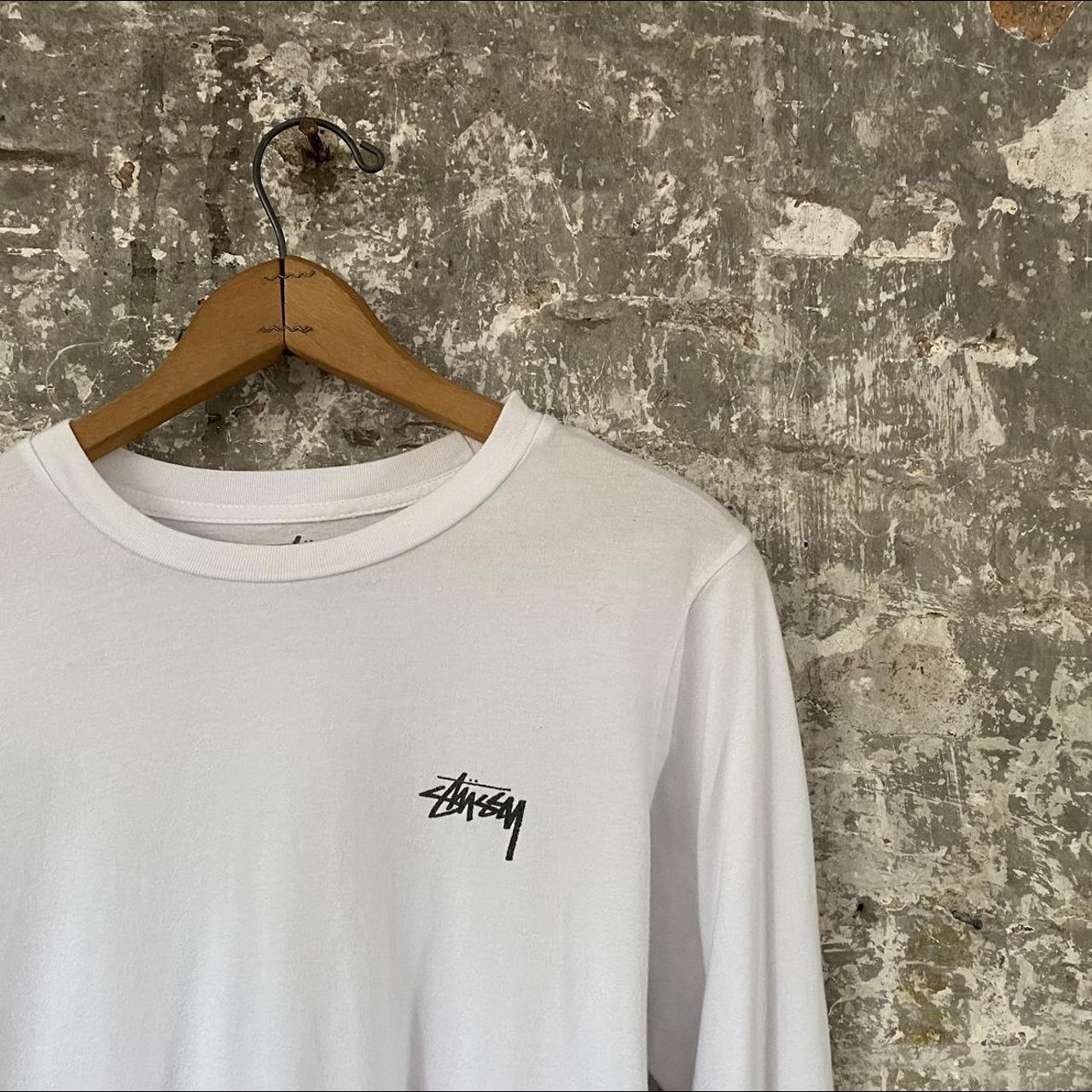 Stüssy Men's White and Black T-shirt | Depop