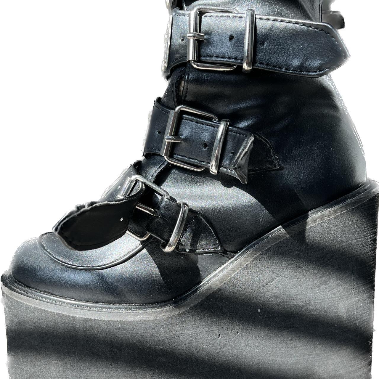 demonia swing 815 patent