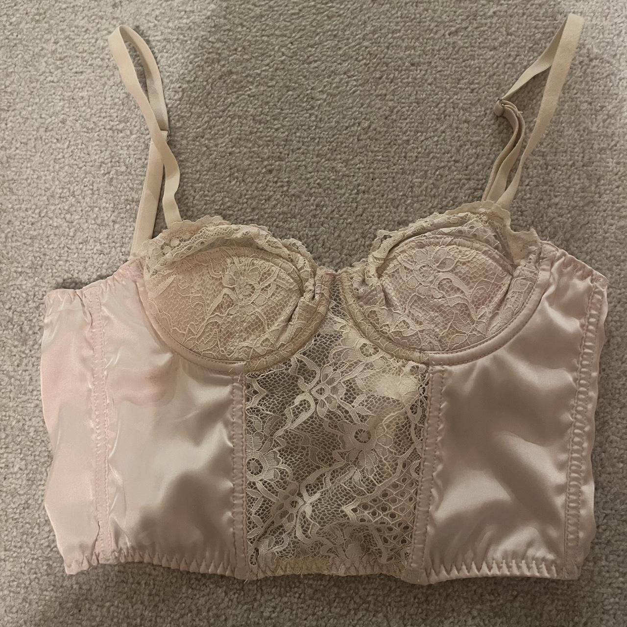 item listed by liivhill