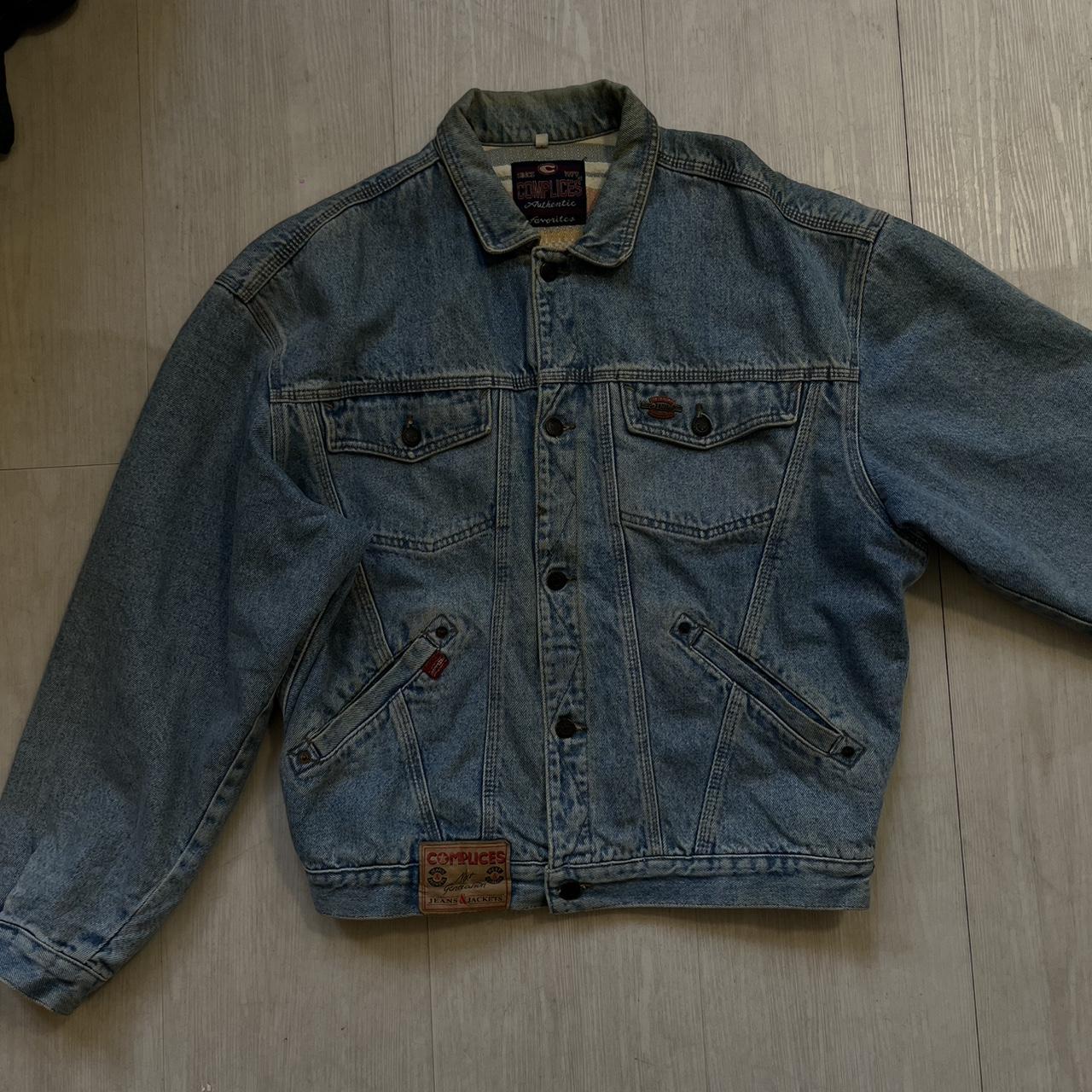 item listed by linhthenguyen