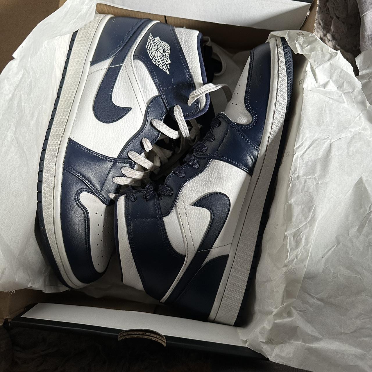 navy blue white jordan 1