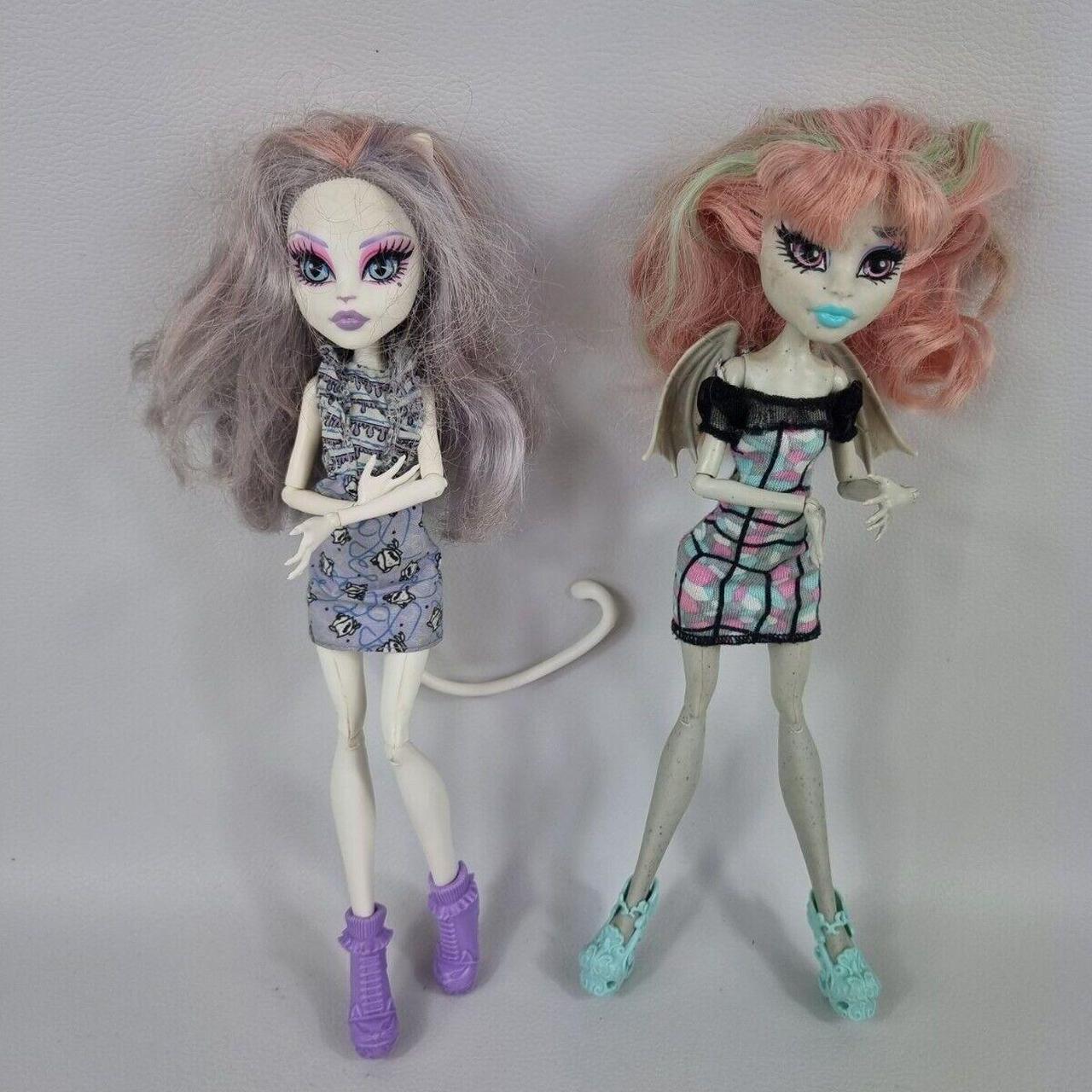 Monster High Rochelle Goyle & Catrine DeMew Ghoul... - Depop