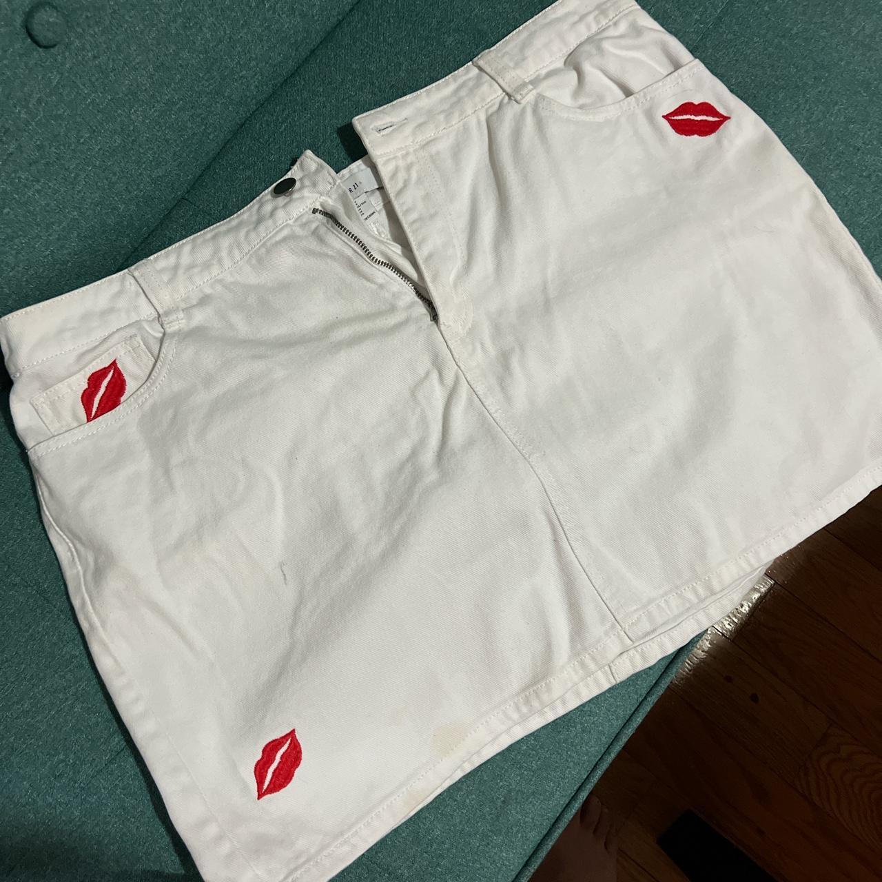 The cutest white cotton mini skirt with red lipstick | Depop The cutest white cotton mini skirt with red lipstick | Depop