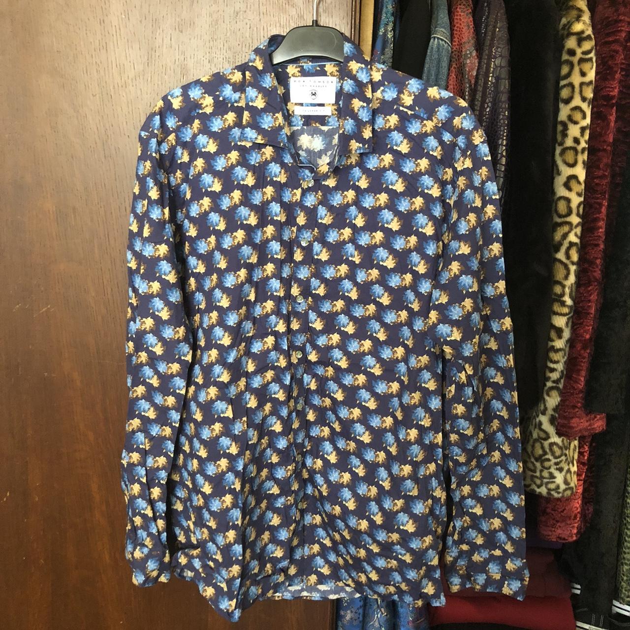 Ron Tomson blue, navy, tan, brown pattern button up - Depop