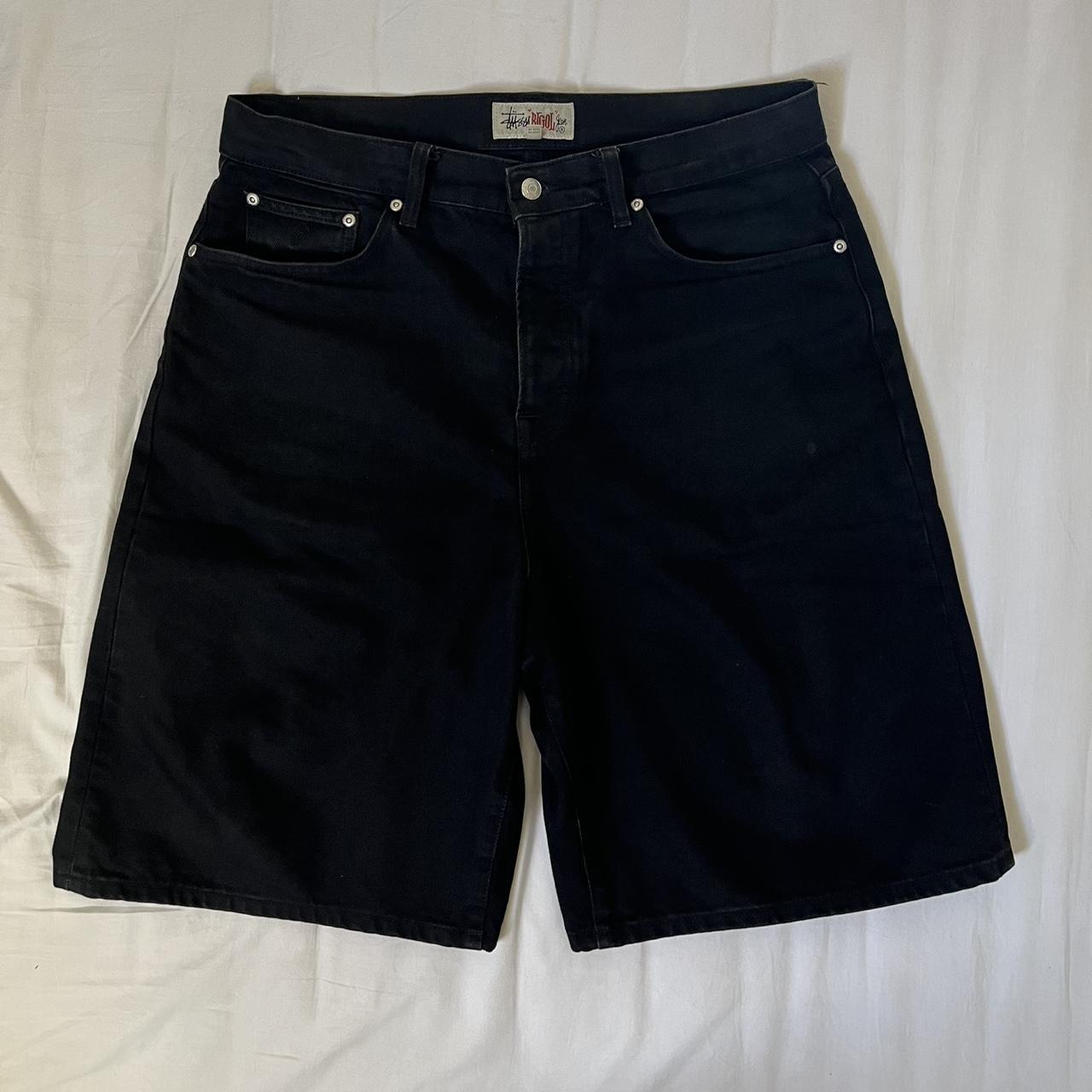 item listed by lucioluciolucio