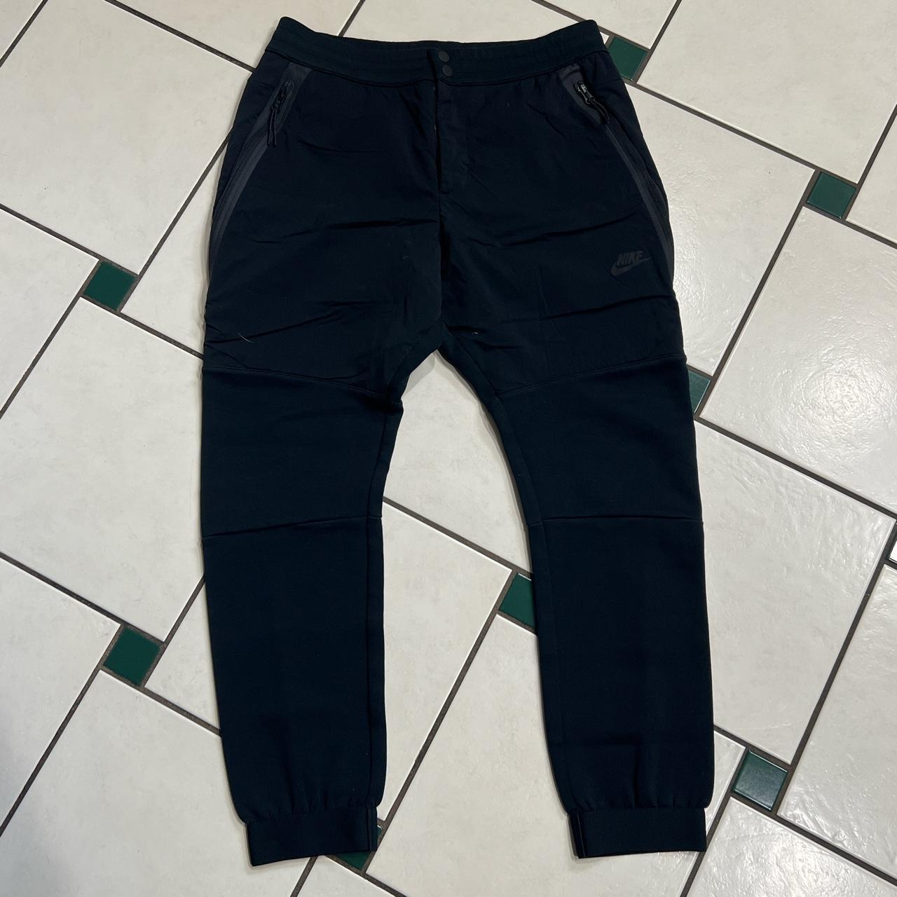 Nike Tech Fleece Jogger Pants Condition is... - Depop