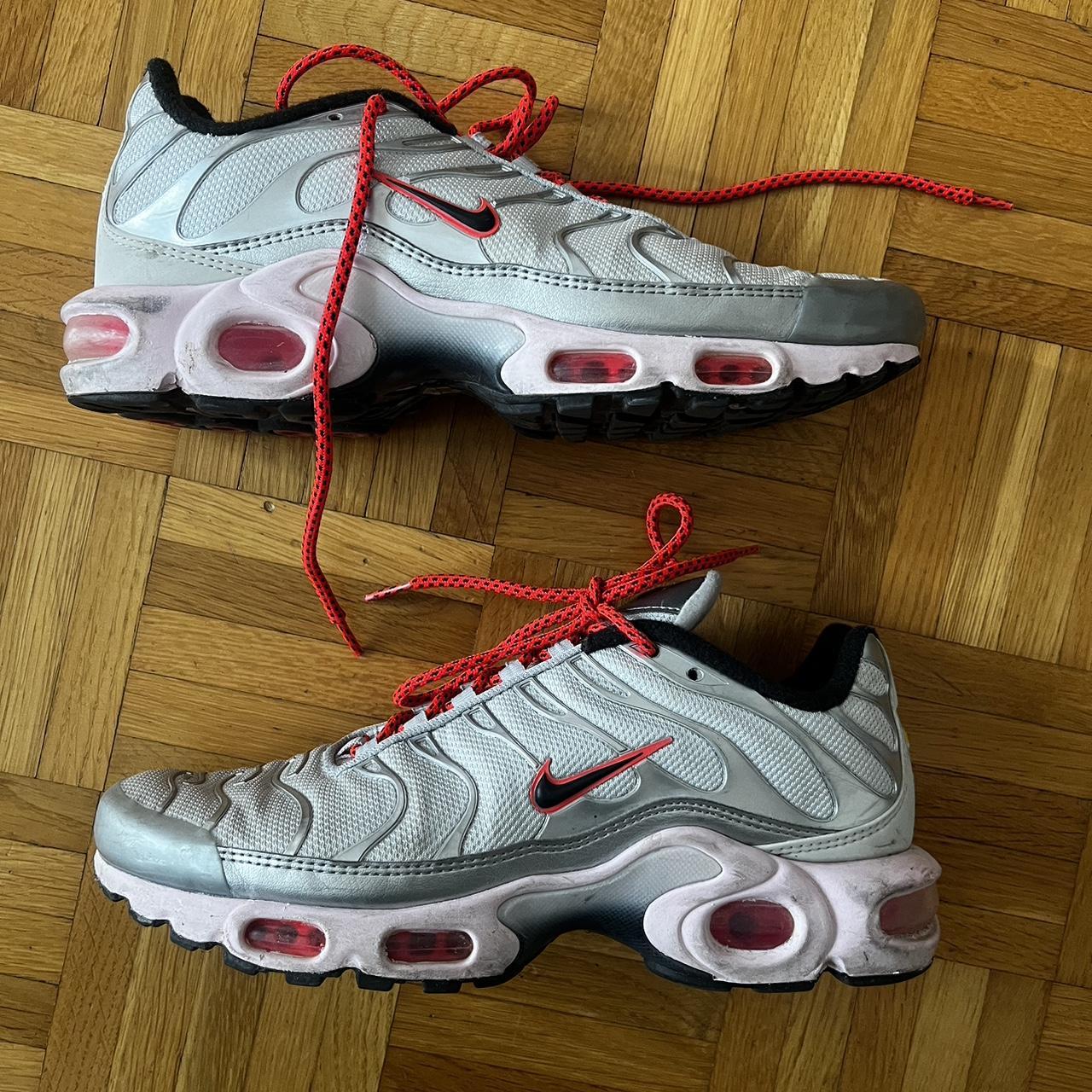 Nike air max hotsell plus tn silver bullet