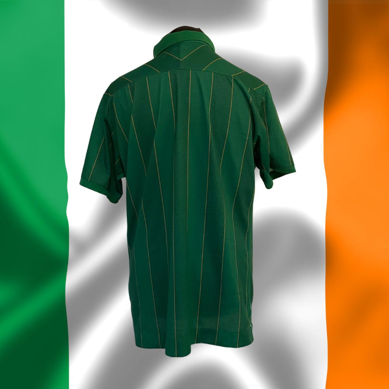 REPUBLIC OF IRELAND 201112 HOME FOOTBALL... Depop