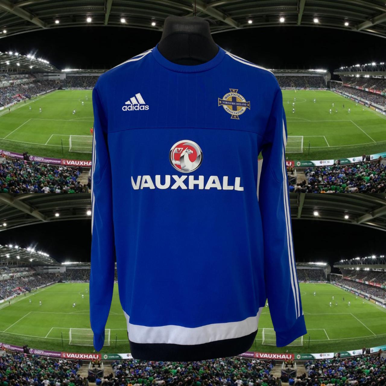 NORTHERN IRELAND 201516 TRAINING FOOTBALL... Depop