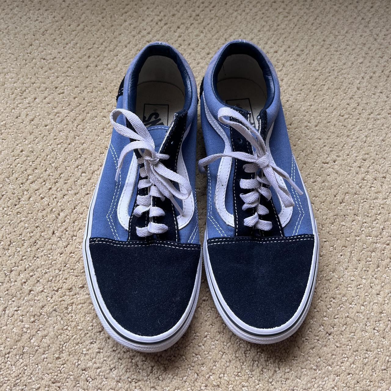 Vans Women's Navy and Grey Trainers | Depop