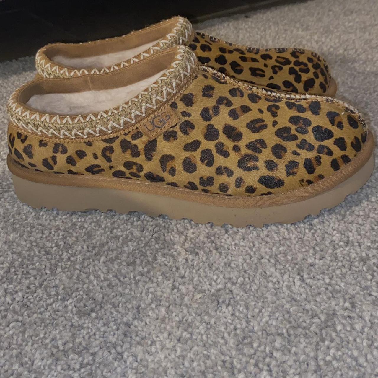 Leopard print tasman online ugg slippers