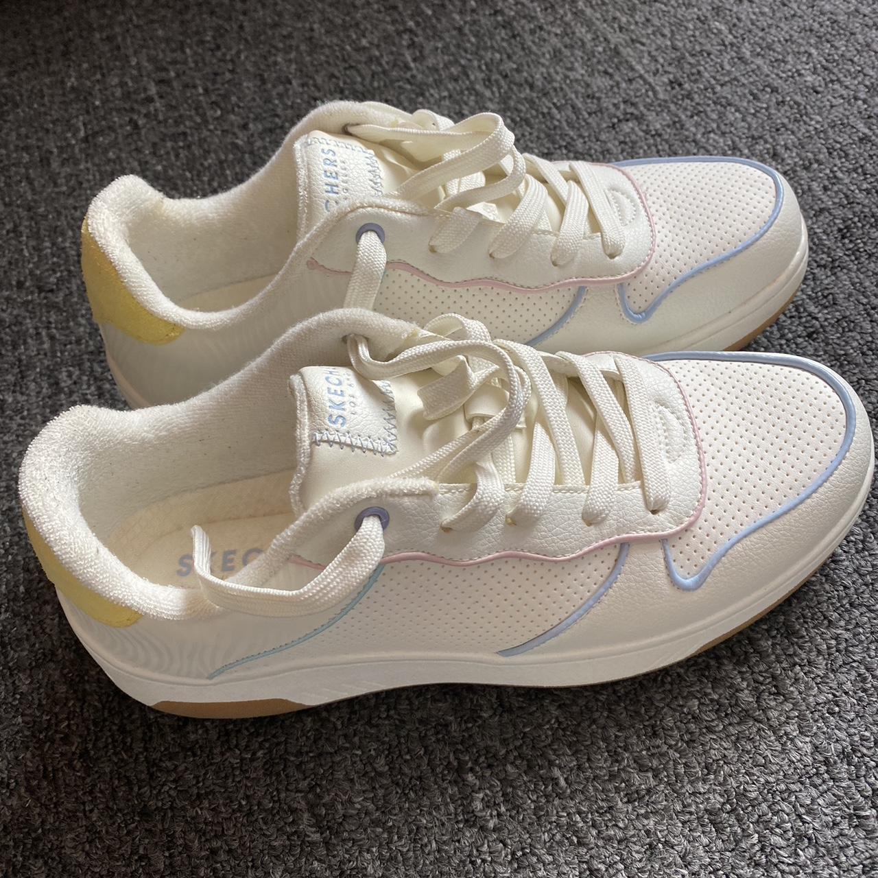 skechers upbeats tracers sneaker