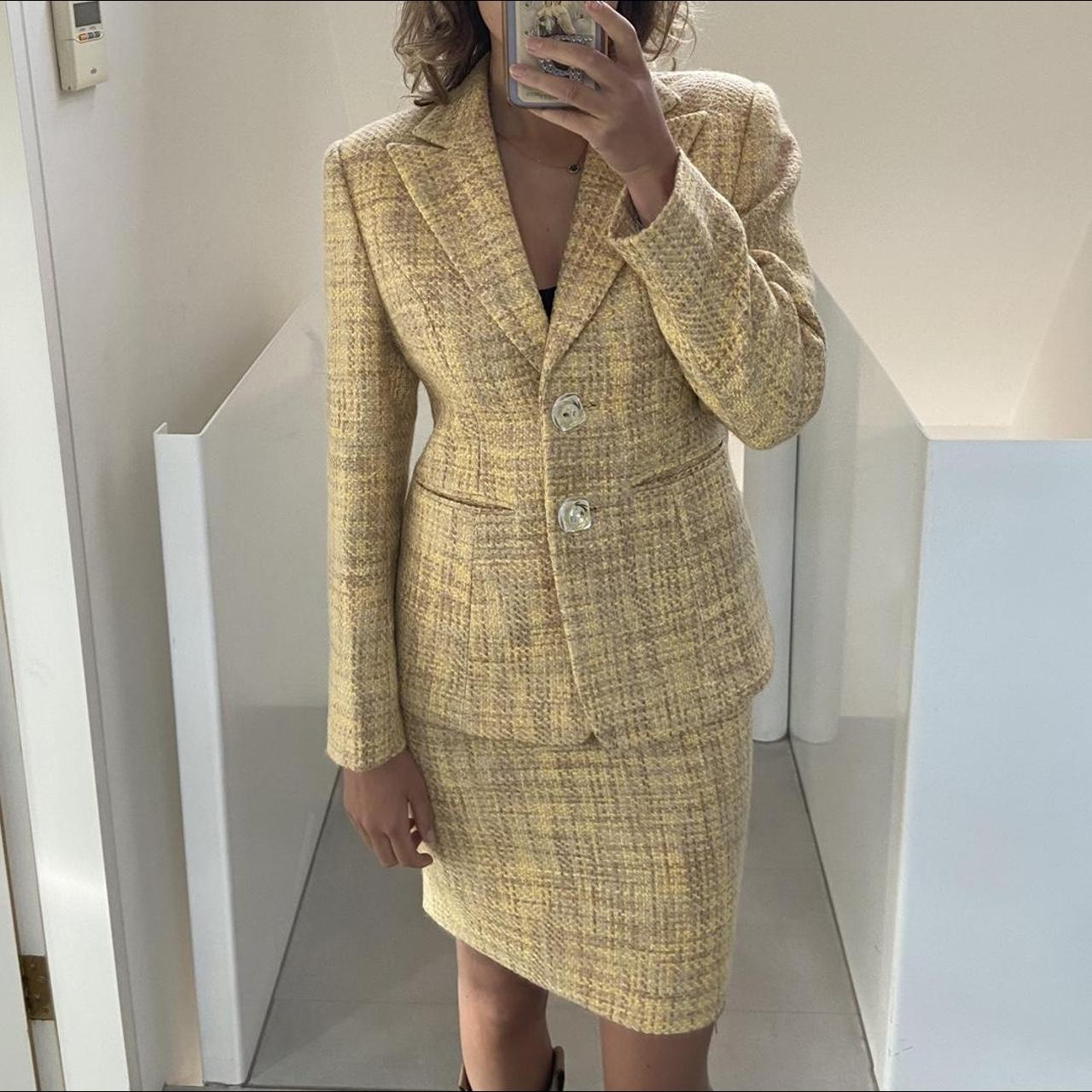 ‘Fashion’ vintage yellow co-ord skirt suit 💛 Great... - Depop