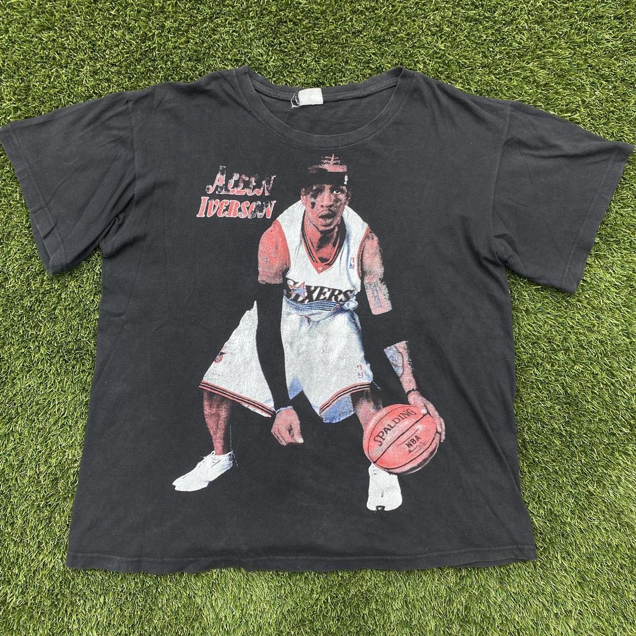 NBA Men's Black T-shirt | Depop