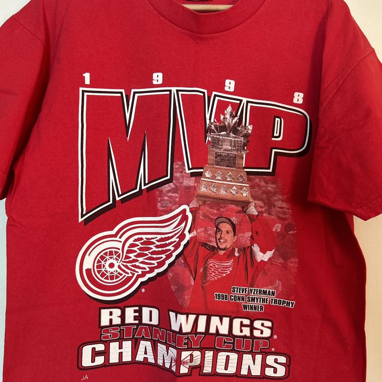 Vintage Detroit Red Wings 1998 Stanley Cup Champions - Depop