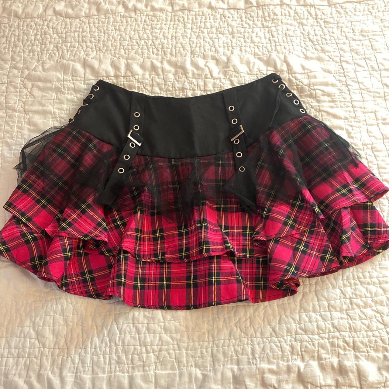 pink and black grommet skirt from hot topic ♡ \\... - Depop