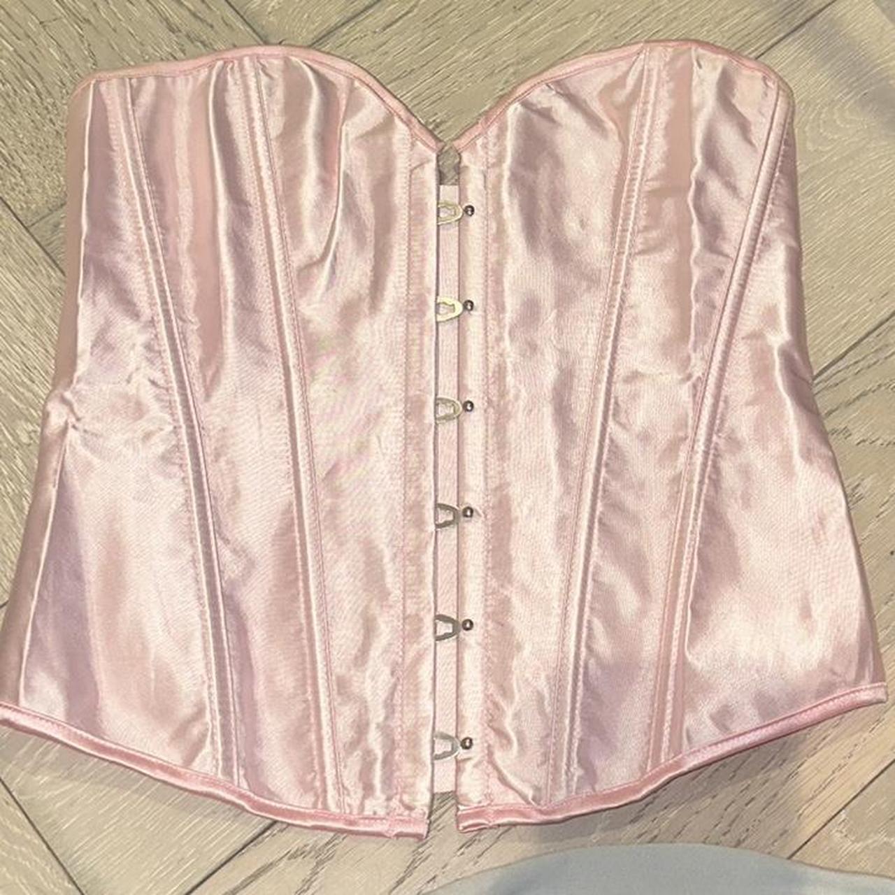 item listed by bellastorez