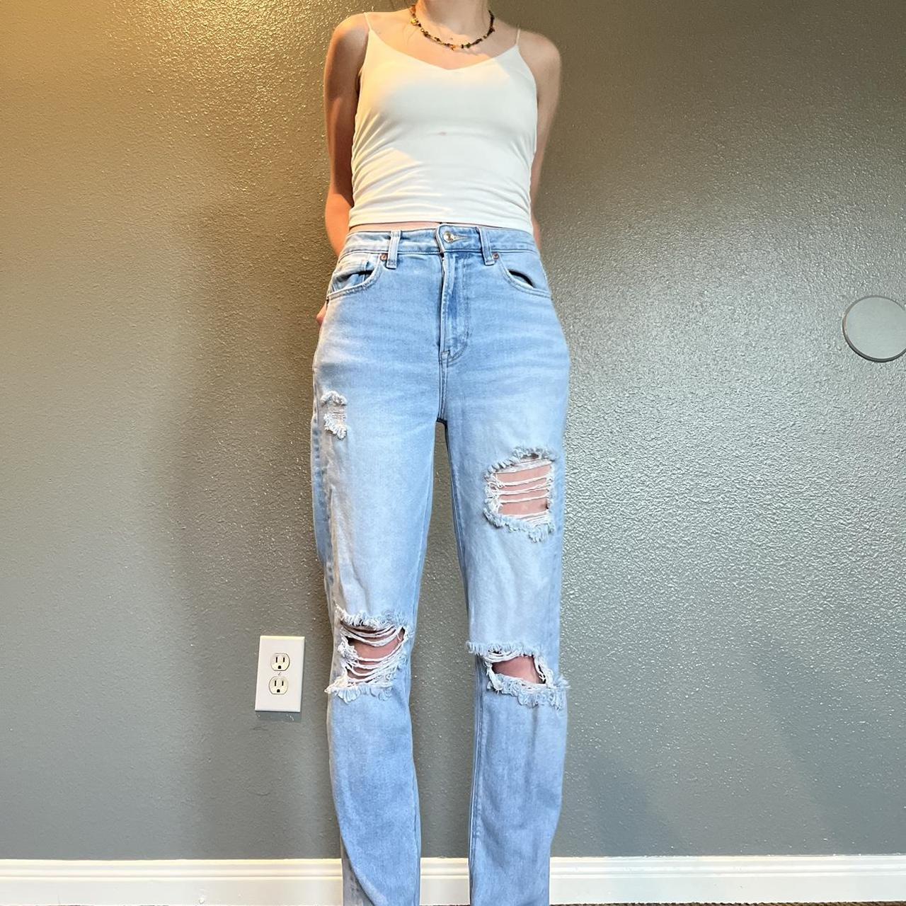 ripped american eagle high waisted light wash jeans