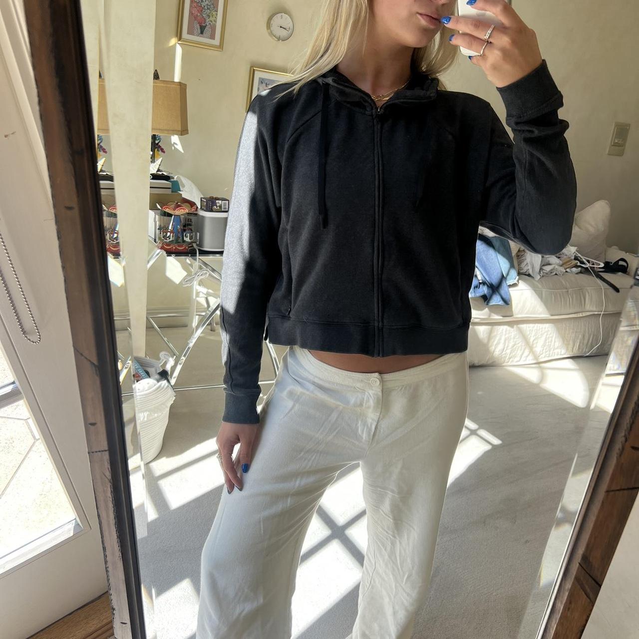 cropped nike zip up