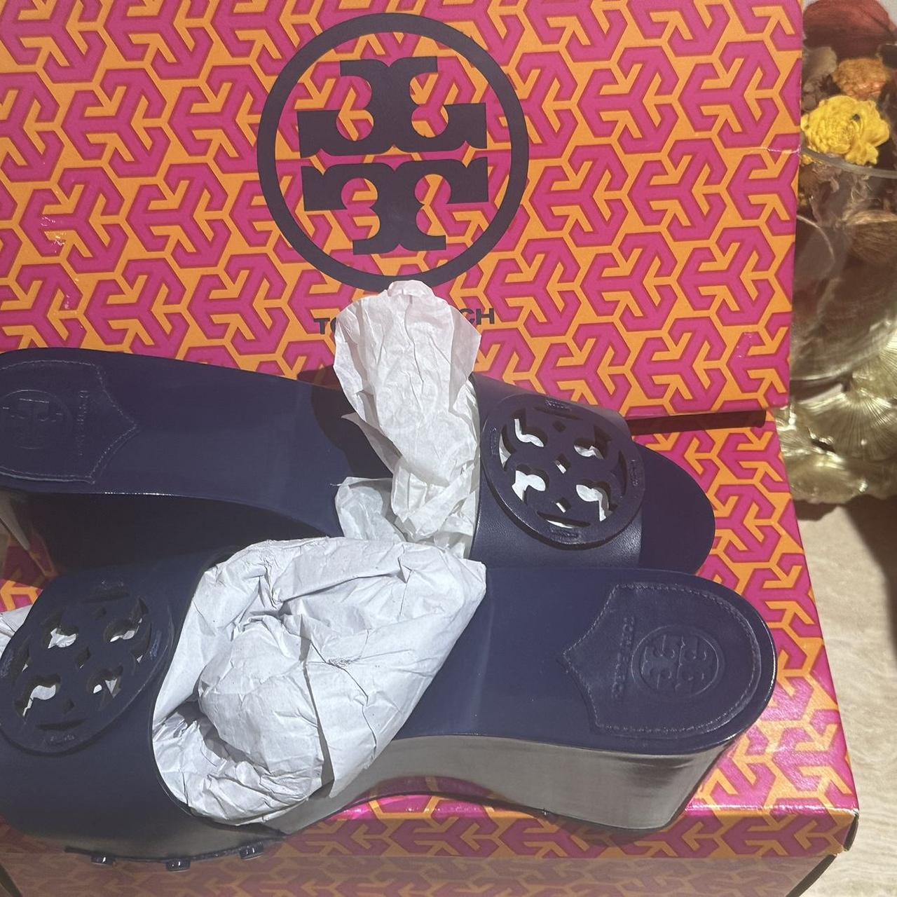 Tory Burch navy outlet platform slides