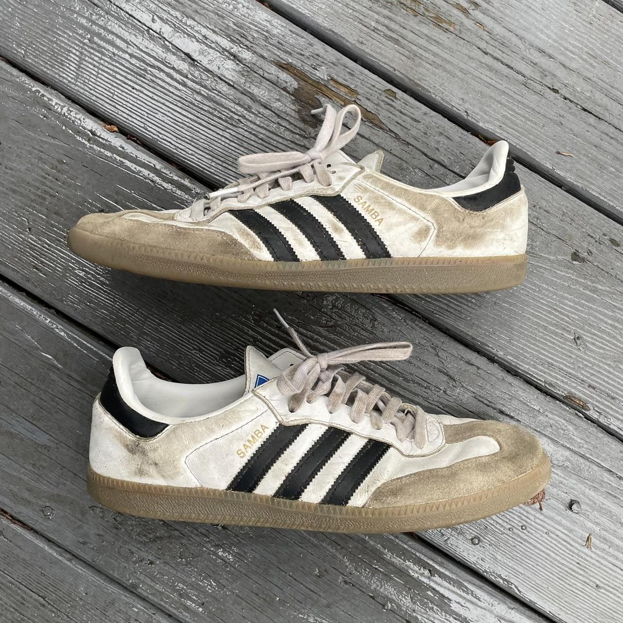 Beat up white sambas all flaws shown no holes size... - Depop